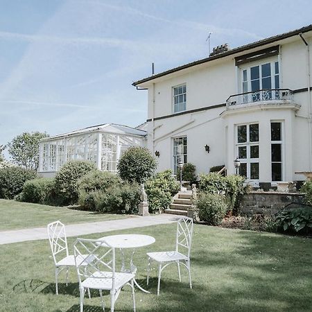 Highfield Hall Молд Экстерьер фото