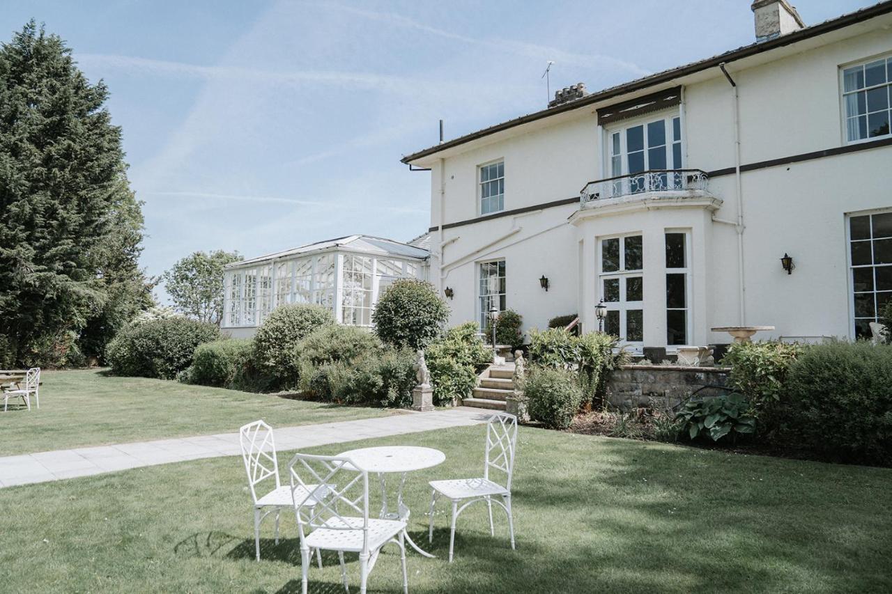 Highfield Hall Молд Экстерьер фото